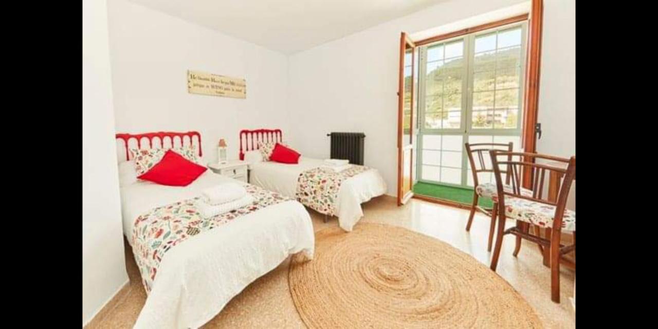 Guest House Boltana Bagian luar foto